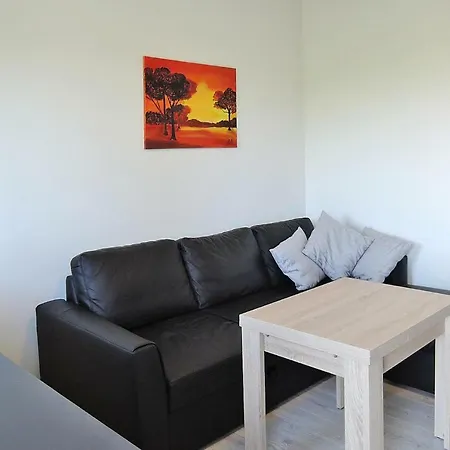 Holiday Flat - Dmg10025-p *